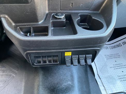 Used 2018 Ford Transit 150 130 Low Roof image 50