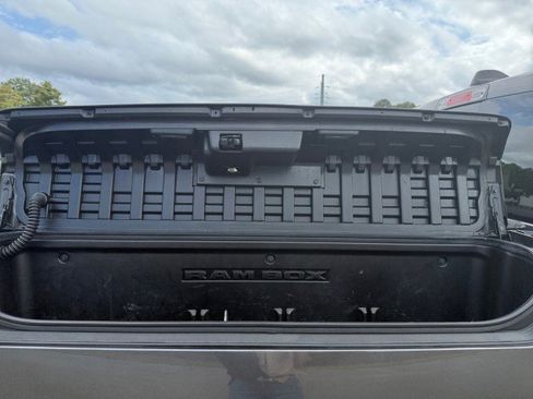 Used 2020 RAM 1500 Laramie image 15