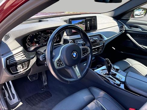 Certified 2023 BMW 530i xDrive w/ Executive Package AWD/4WD image 17