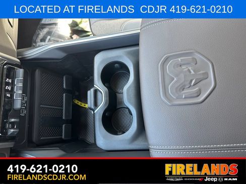 New 2026 RAM 1500 Laramie AWD/4WD image 24