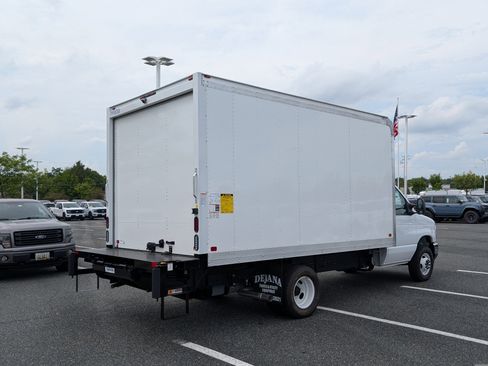 New 2026 Ford E-450 and Econoline 450 Super Duty w/ Power Equipment Group image 2