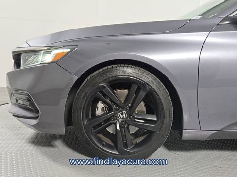 Used 2018 Honda Accord Sport image 11