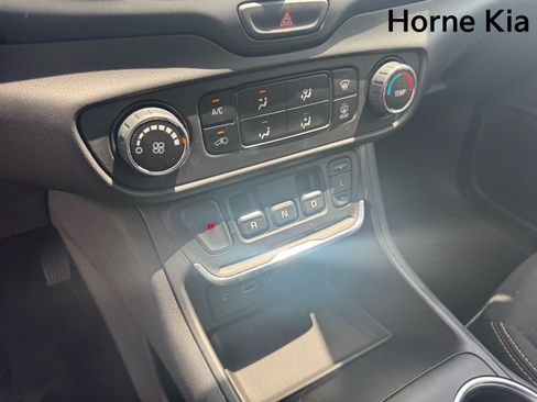 Used 2020 GMC Terrain SLE w/ LPO, Floor Liner Package FWD image 24