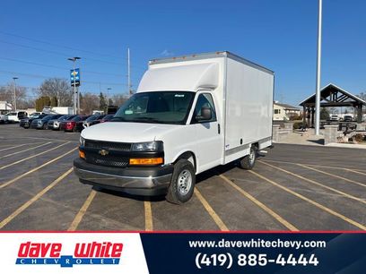 New 2026 Chevrolet Express 3500 w/ Power Convenience Package