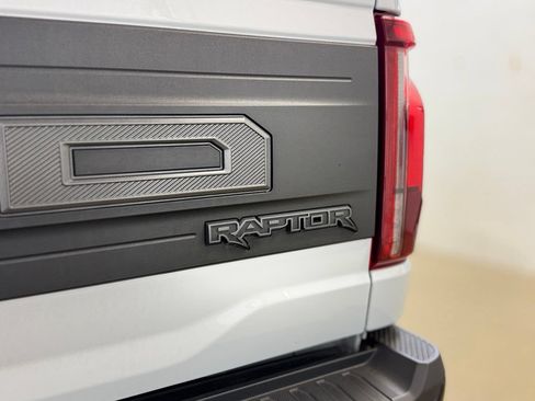 Used 2025 Ford F150 Raptor AWD/4WD image 7