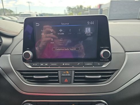 Used 2023 Nissan Altima 2.5 SR image 25