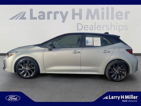 Used 2024 Toyota Corolla XSE image 2