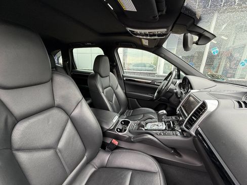 Used 2014 Porsche Cayenne S AWD/4WD image 12