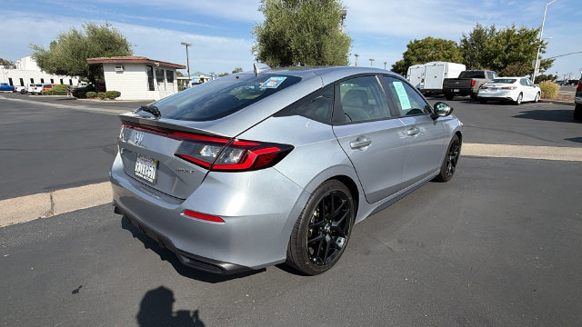 Used 2024 Honda Civic Sport image 4