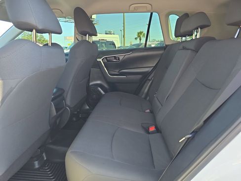 Used 2020 Toyota RAV4 LE w/ Carpet Mat Package image 12
