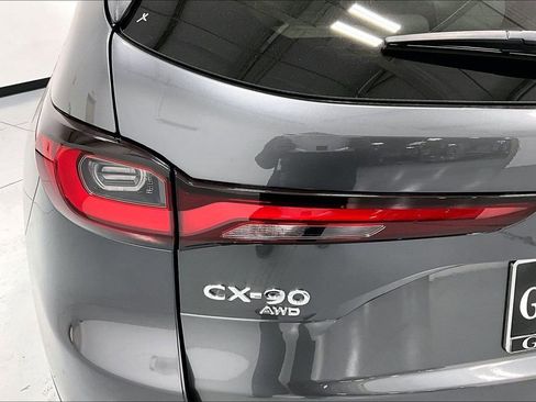 Used 2025 MAZDA CX-90 Plug-In Hybrid w/ Premium Plus image 40