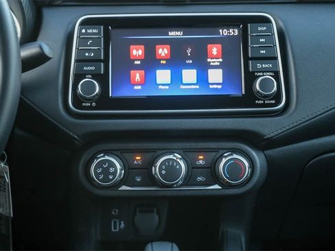 Used 2025 Nissan Versa S w/ Trunk Package image 15