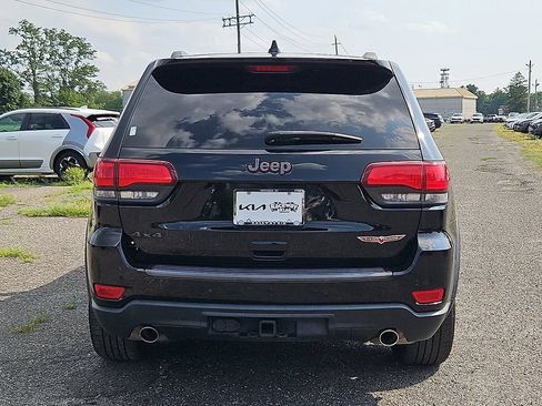 Used 2021 Jeep Grand Cherokee Trailhawk w/ Trailhawk Luxury Group AWD/4WD image 5