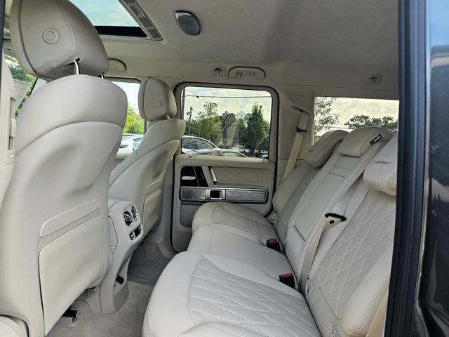 New 2027 Mercedes-Benz G 580 e image 24
