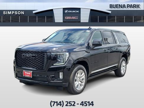 Used 2024 GMC Yukon XL Denali AWD/4WD image 4