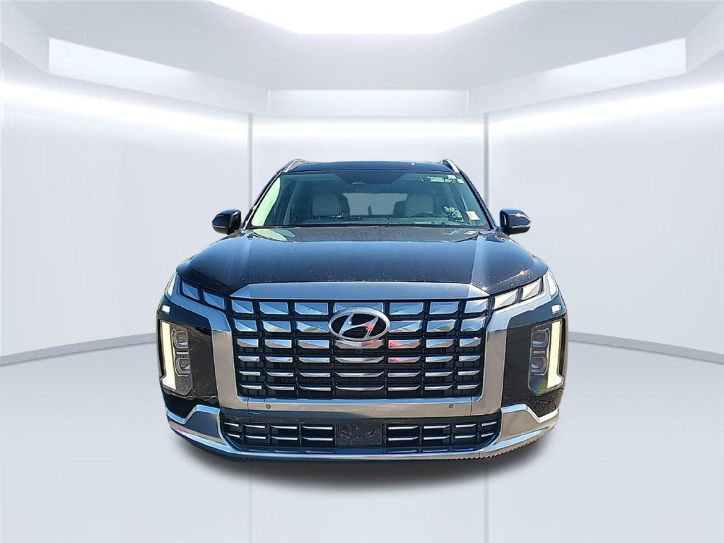 Used 2024 Hyundai Palisade Calligraphy AWD/4WD image 2