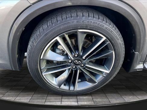 Used 2023 INFINITI QX55 Luxe w/ Cargo Package AWD/4WD image 9