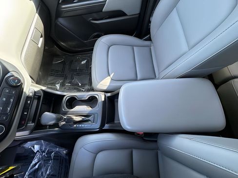 Used 2022 Chevrolet Colorado W/T w/ Custom Special Edition image 22