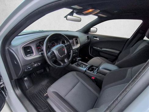 Used 2021 Dodge Charger SXT w/ Blacktop Package RWD image 9