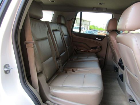 Used 2015 GMC Yukon SLE w/ Convenience Package RWD image 13