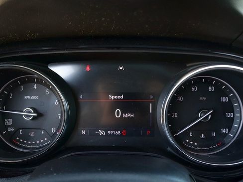 Used 2022 Buick Encore GX Select image 18