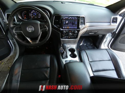 Used 2019 Jeep Grand Cherokee Limited w/ Luxury Group II AWD/4WD image 22