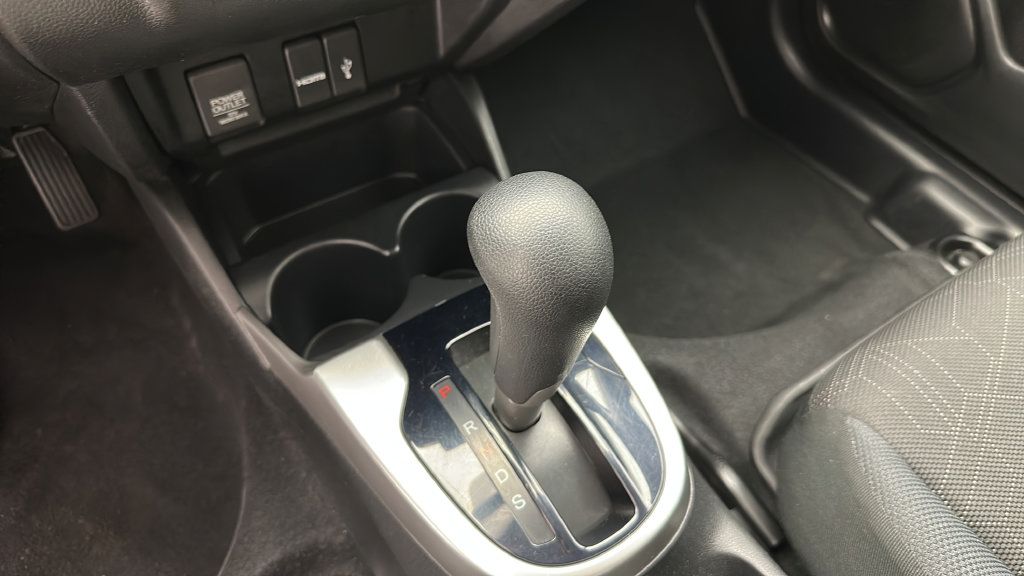 Used 2015 Honda Fit EX image 22