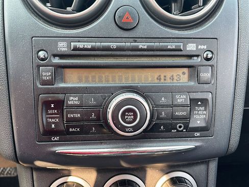 Used 2011 Nissan Rogue S AWD/4WD image 22