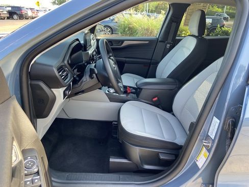 Used 2025 Ford Escape Active FWD image 32