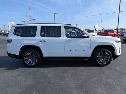 New 2026 Jeep Grand Wagoneer 4WD image 2