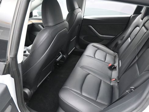 Used 2023 Tesla Model 3 Standard Range RWD image 29