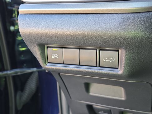 Certified 2024 Toyota Grand Highlander XLE image 25