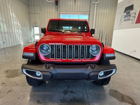 New 2026 Jeep Wrangler Unlimited Sahara AWD/4WD image 10