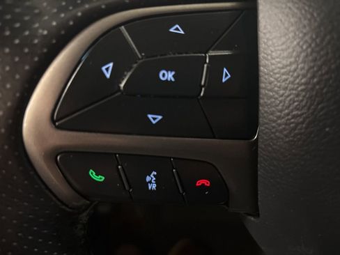 Used 2021 Dodge Durango SXT image 18