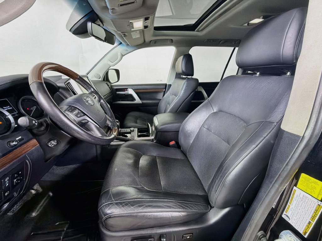 Used 2018 Toyota Land Cruiser w/ Carpet Mat Package AWD/4WD image 12