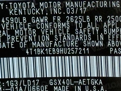 Used 2017 Toyota Avalon XLE image 48