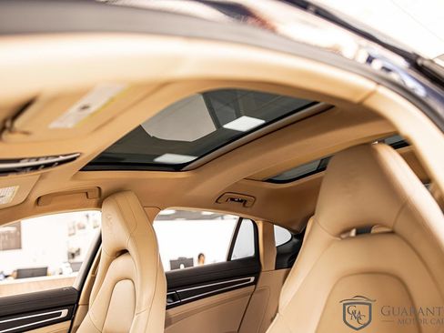 Used 2023 Porsche Panamera 4 Platinum Edition w/ Assistance Package AWD/4WD image 19