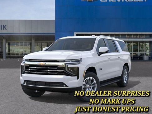 New 2026 Chevrolet Suburban LT w/ Comfort Package image 6
