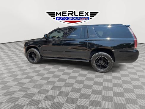 Used 2019 Cadillac Escalade ESV Platinum AWD/4WD image 5