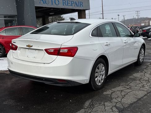 Used 2016 Chevrolet Malibu L image 3