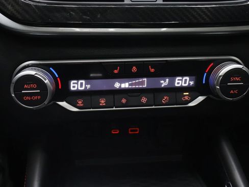 Used 2023 Nissan Altima 2.0 SR FWD image 25