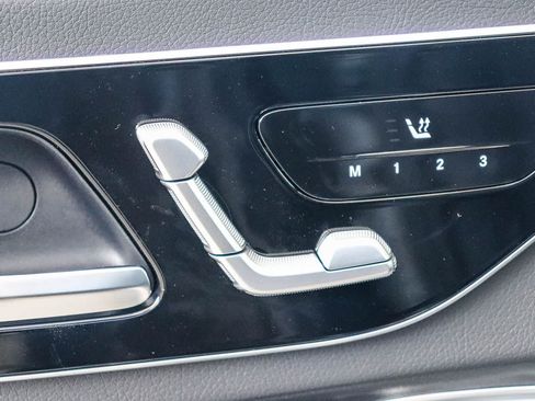 Used 2026 Mercedes-Benz CLE 300 4MATIC Coupe image 21