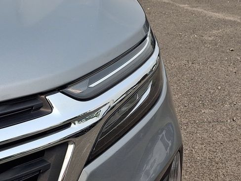 Used 2024 Chevrolet Equinox LT AWD/4WD image 36