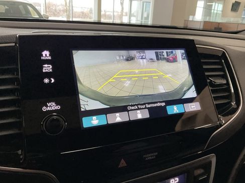 Used 2020 Honda Passport Touring image 17