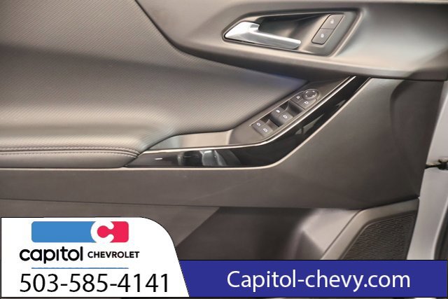 Used 2025 Chevrolet Equinox LT AWD/4WD image 10