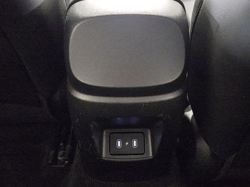 Certified 2024 Hyundai Elantra Limited image 12