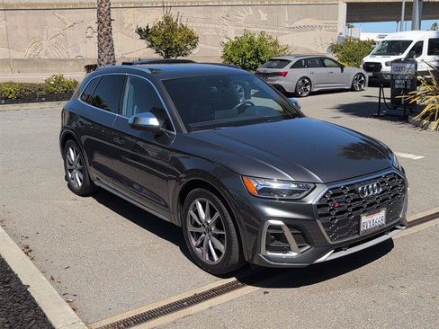 Used 2021 Audi SQ5 Premium Plus w/ Premium Plus Package AWD/4WD image 4