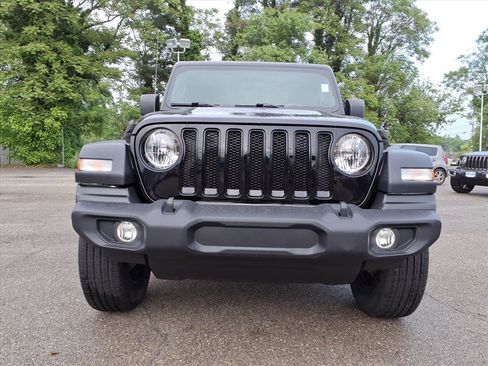 Used 2022 Jeep Wrangler Unlimited Sport AWD/4WD image 9