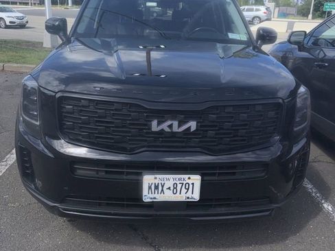 Used 2022 Kia Telluride EX w/ EX Premium Package AWD/4WD image 5