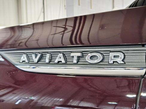 Used 2024 Lincoln Aviator Reserve w/ Elements Package Plus AWD/4WD image 50